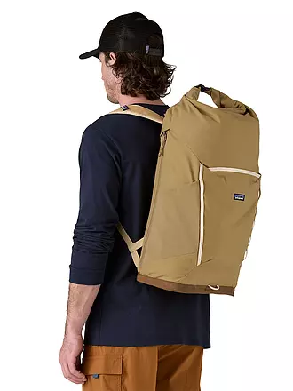 PATAGONIA | Zaino da giorno Fieldsmith Roll Top 32L | beige
